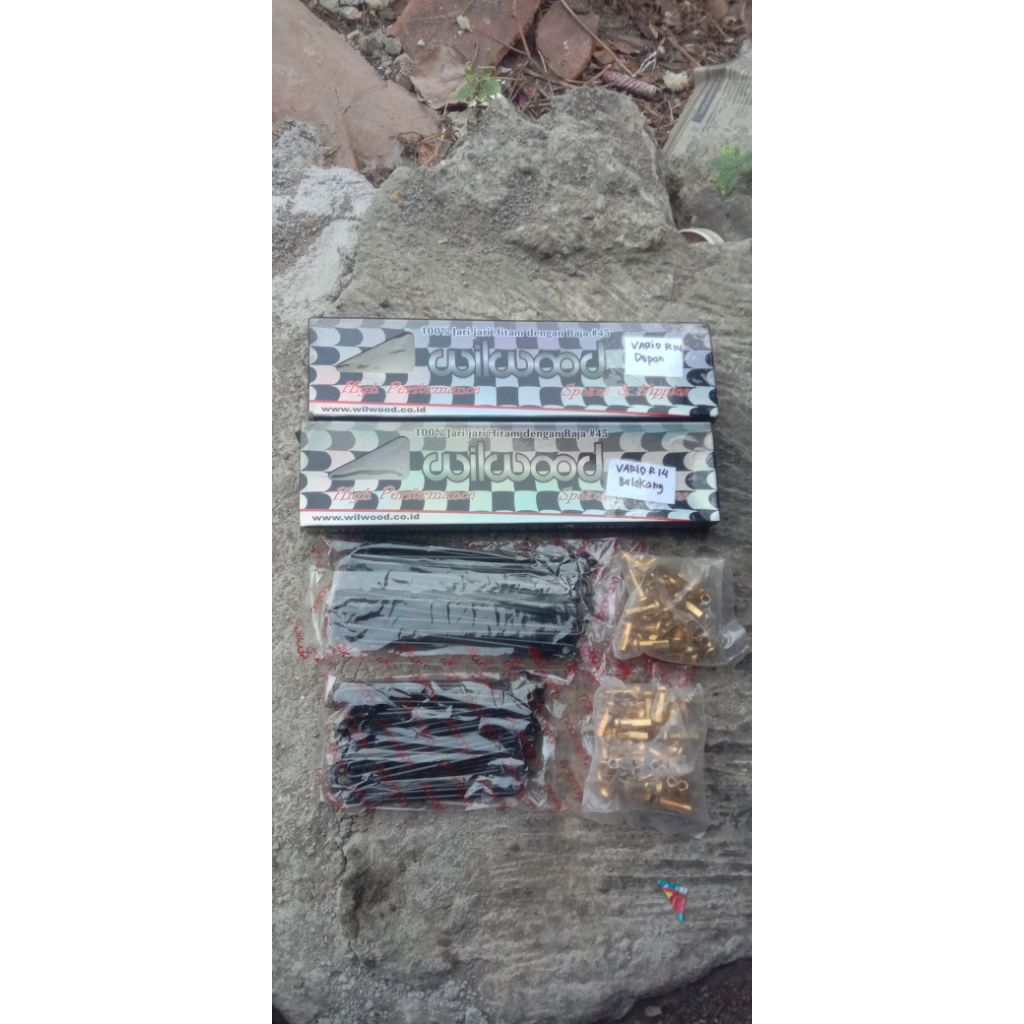Ruji (depan+belakang)Vario ring 14 merk WILWOOD
