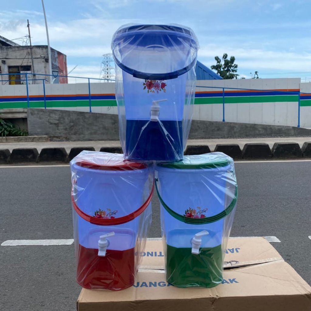 Dispenser Tempat Air UMKM Es Teh Es Buah
