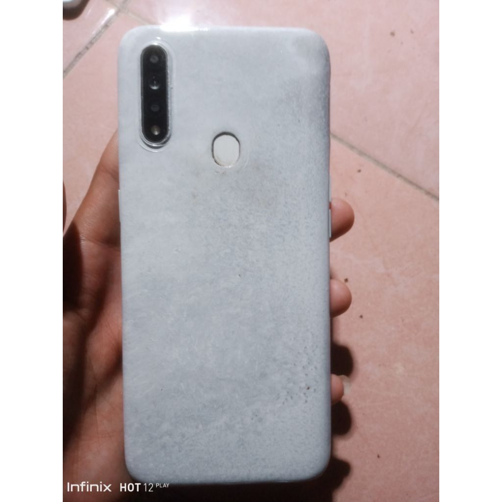 Oppo a31 second+softcase putih