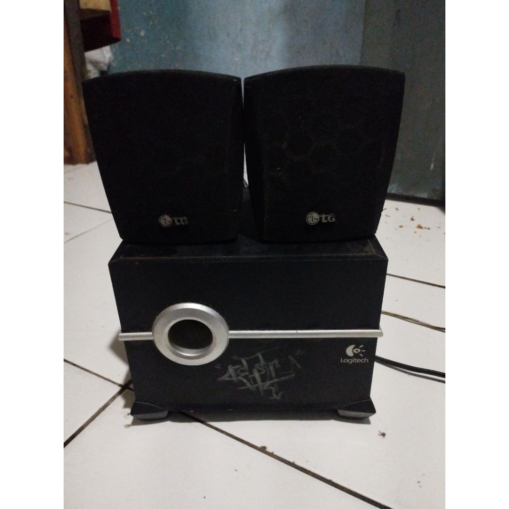 speaker Logitech z103 (minus)