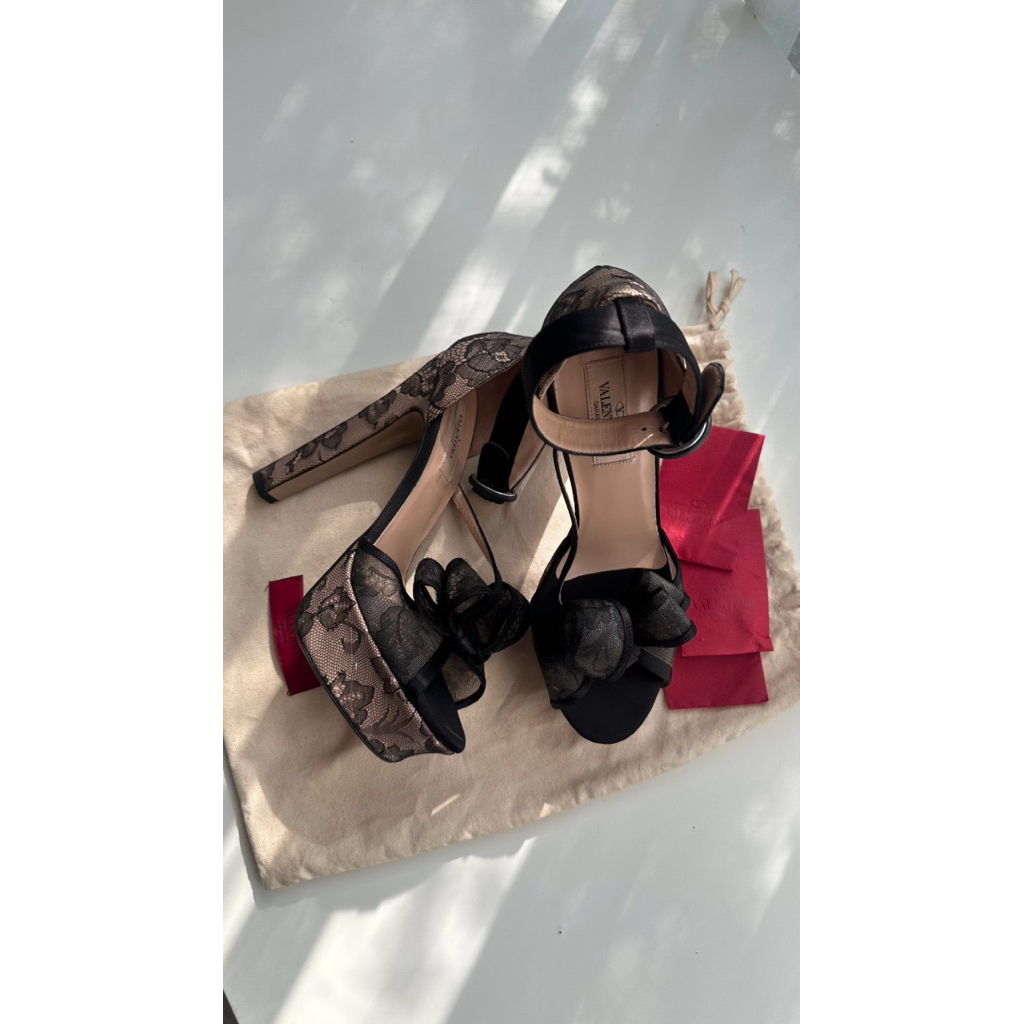 For SALE murah valentino heels 100% authentic