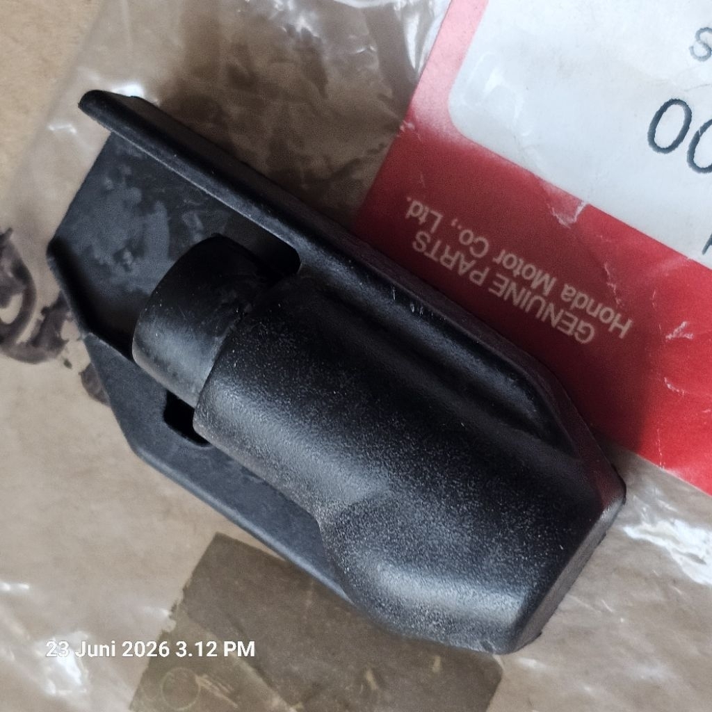 Karet penutup lampu honda CRF250L/300l  RALLY. 64520-KZZ-J00