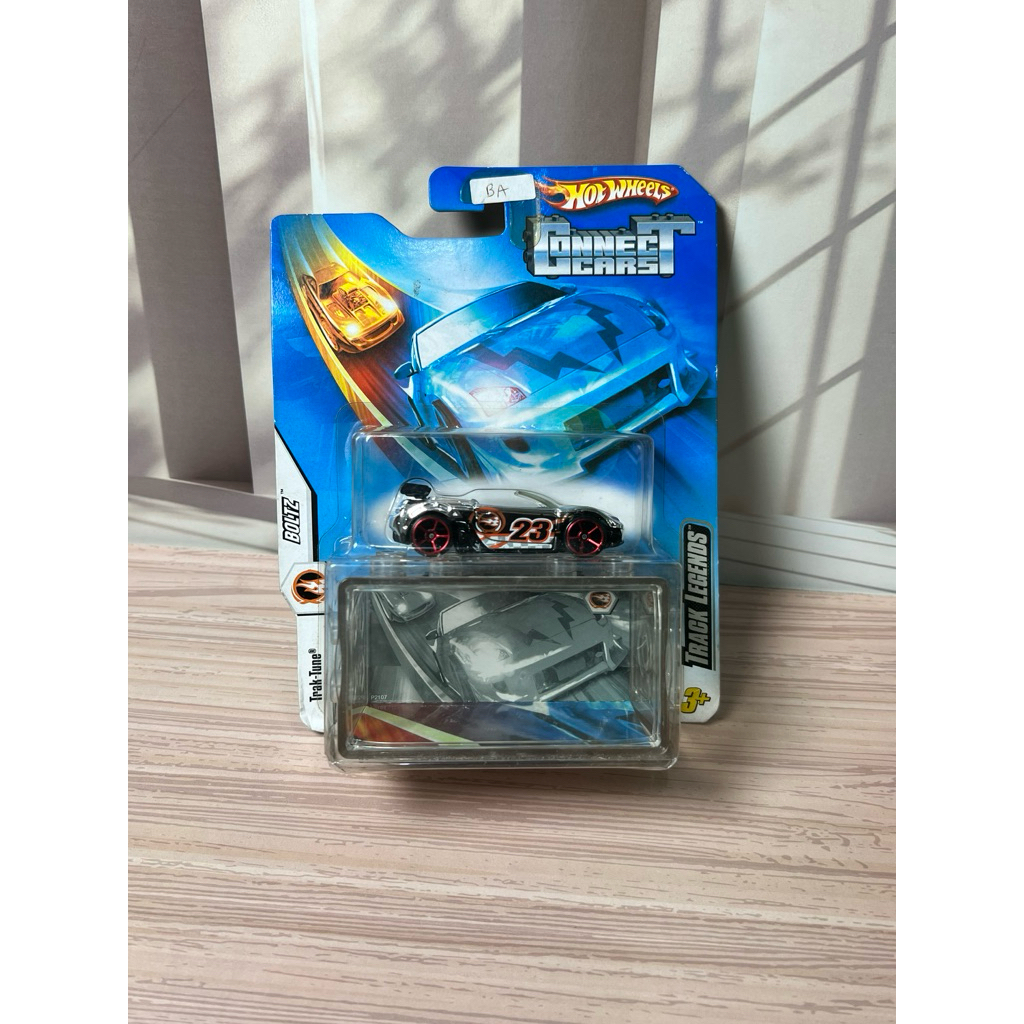 HOTWHEELS TRACK TUNE TRACK LEGENDS CONNECT CARS BOLTZ