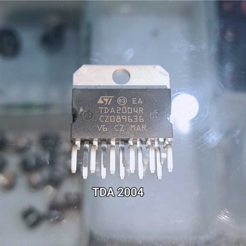IC TDA 2004 IC TDA2004