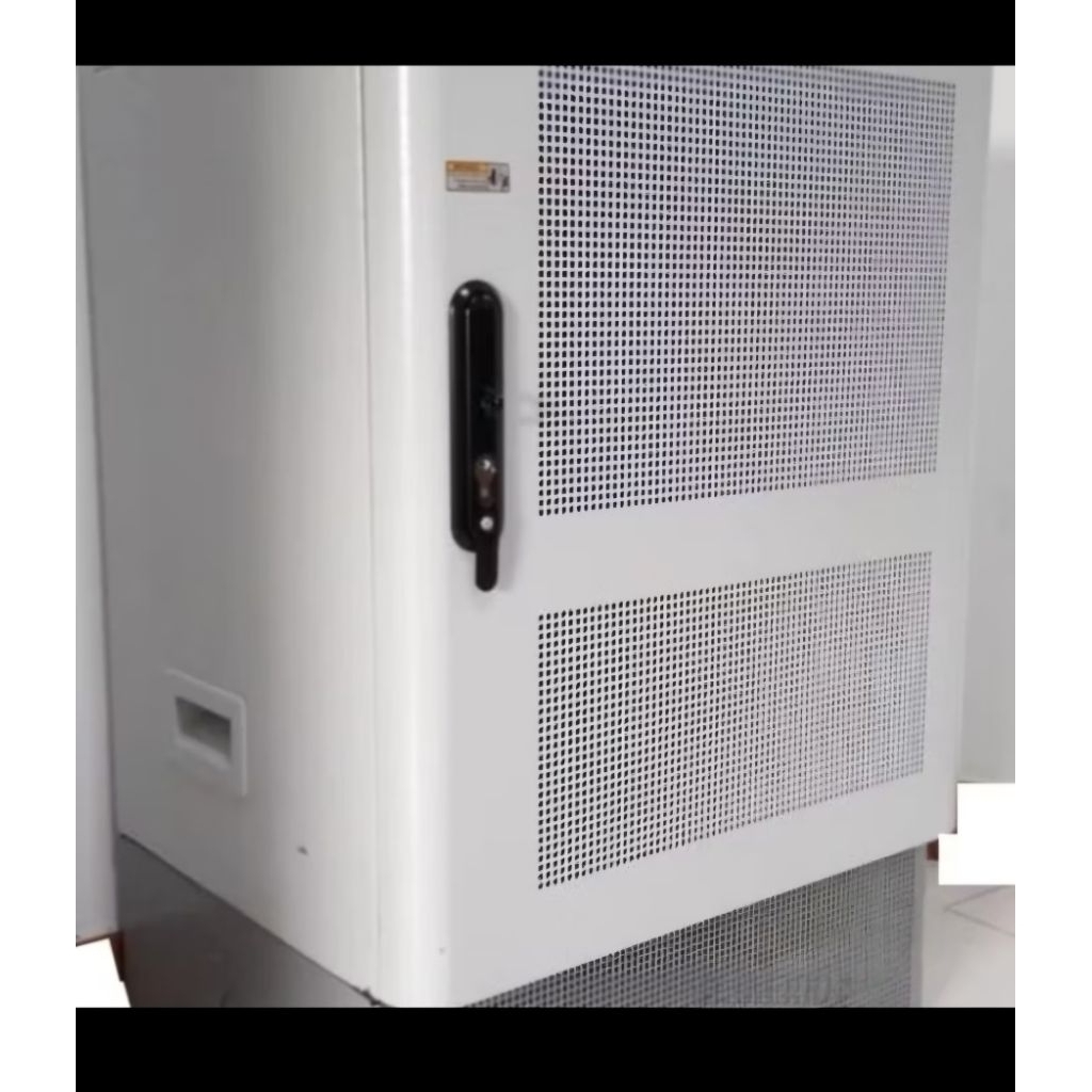 Rak server TMC 11 untuk GPON OLT dan Rack inverter PLTS garansi 100%