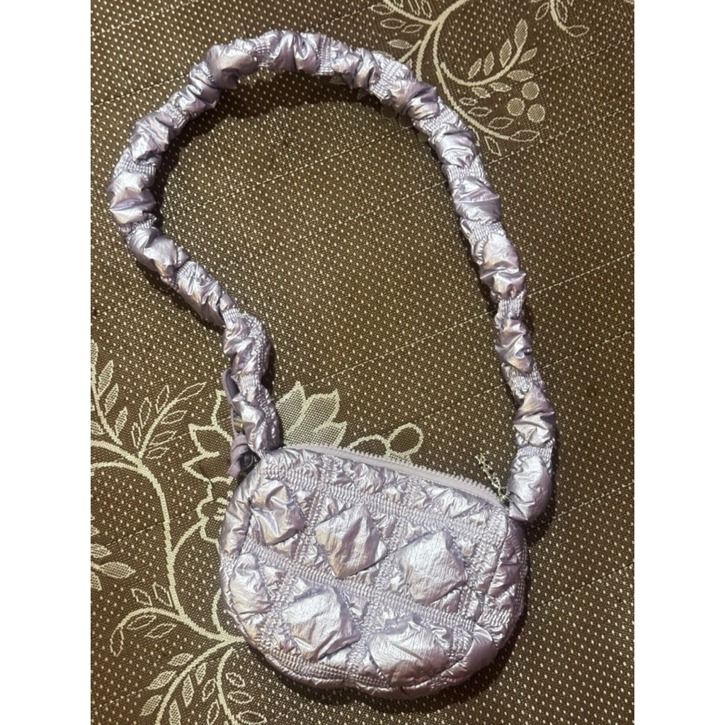 preloved carlyn poing metallic lilac