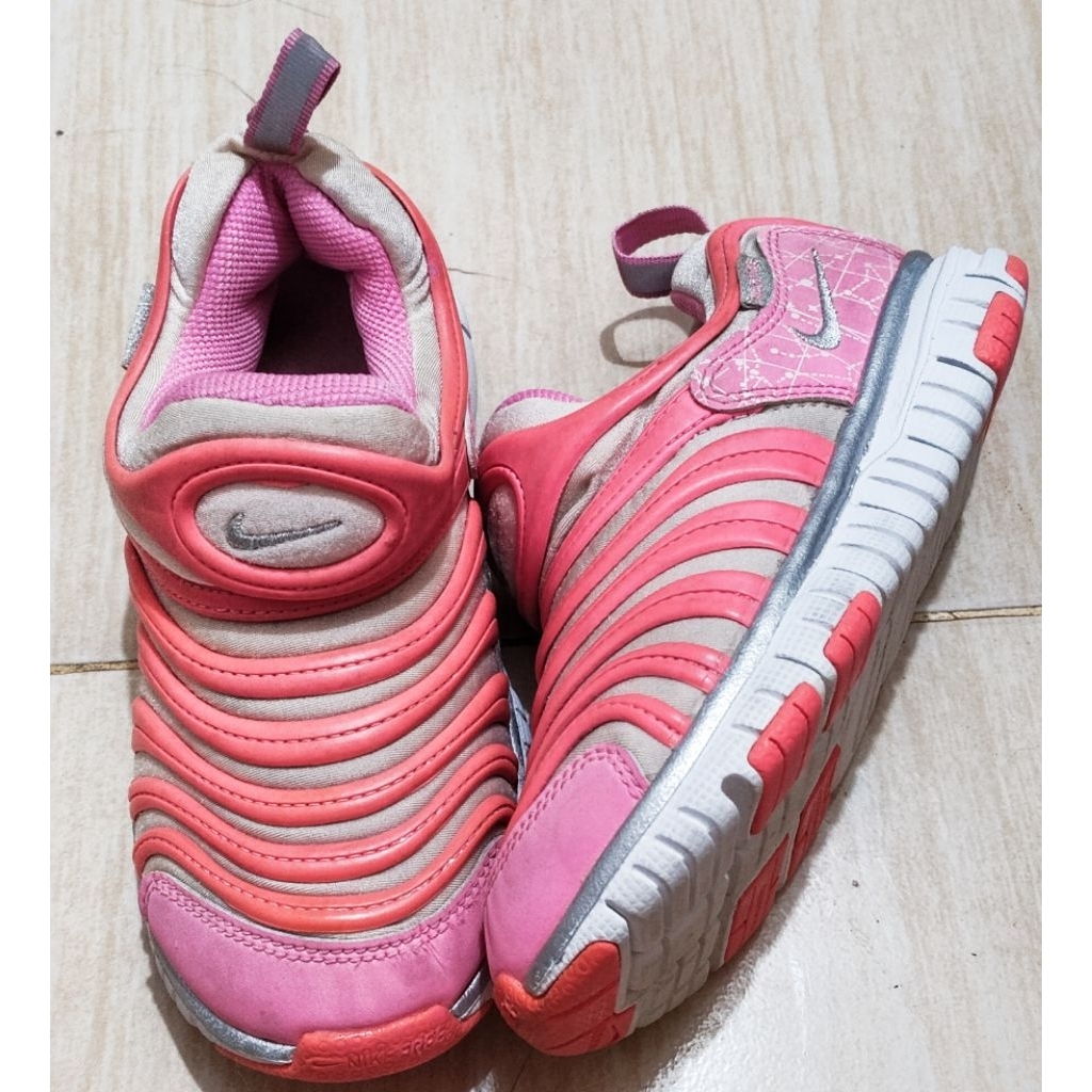 sepatu anak nike dynamo free / cipung preloved