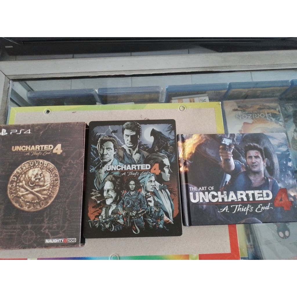 KASET BD PS4 UNCHARTED 4 SPECIAL EDITION