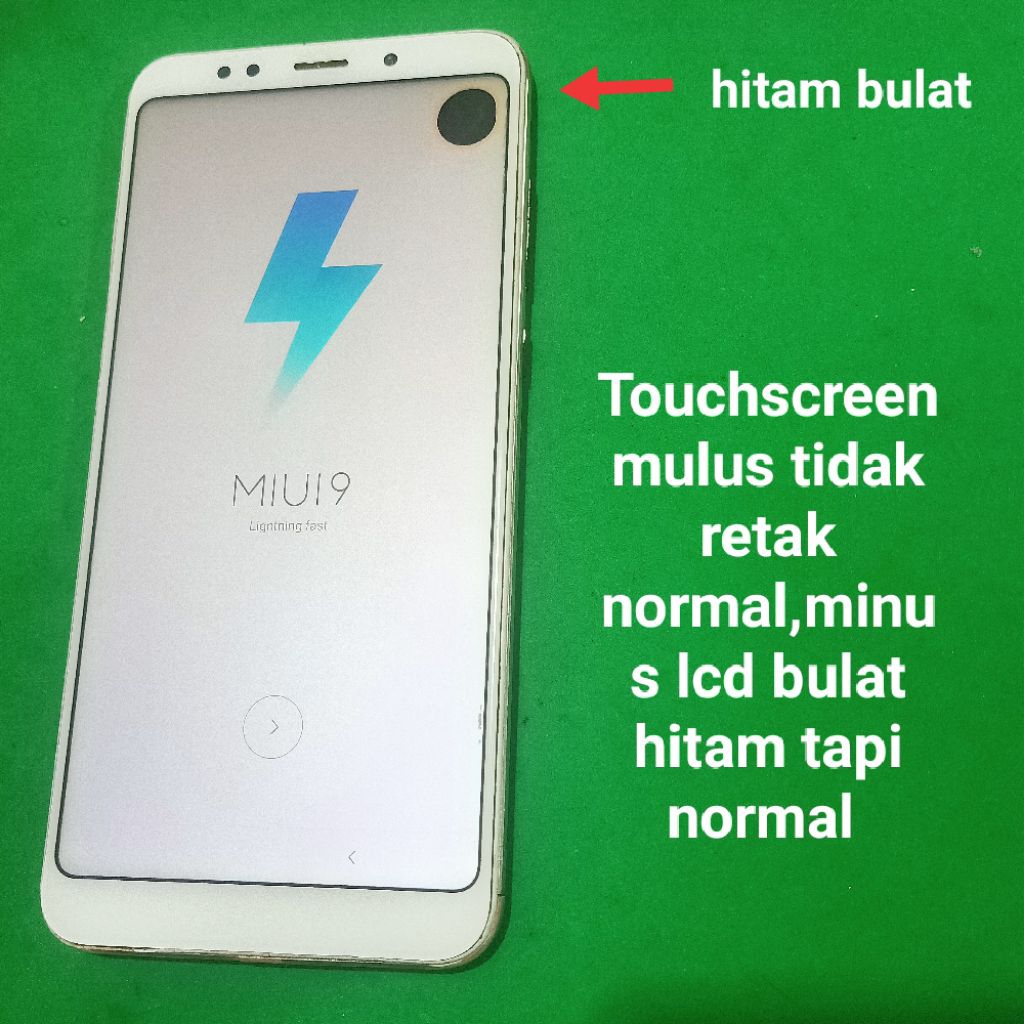Lcd touchscreen Redmi 5 Plus minus retak" / Noda hitam tapi layar sentuh normal Cocok buat Pengetesa