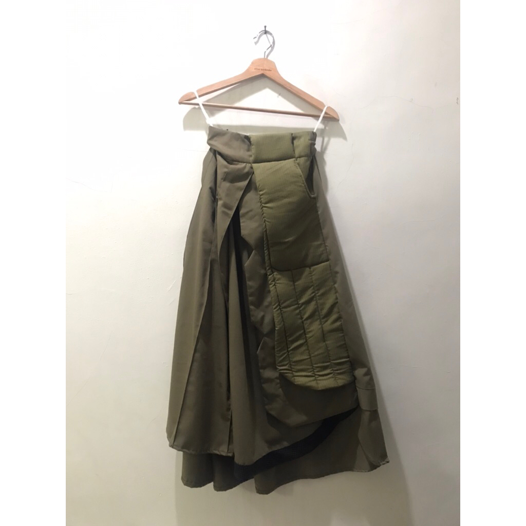 OLINE WORKROBE - RIBKA SIDED APRON SKIRT IN OLIVE