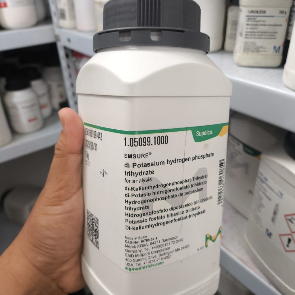 1.05099.1000 / Di-Kalium Hydrogen Phosphate Ecer 100gr K2HPO4