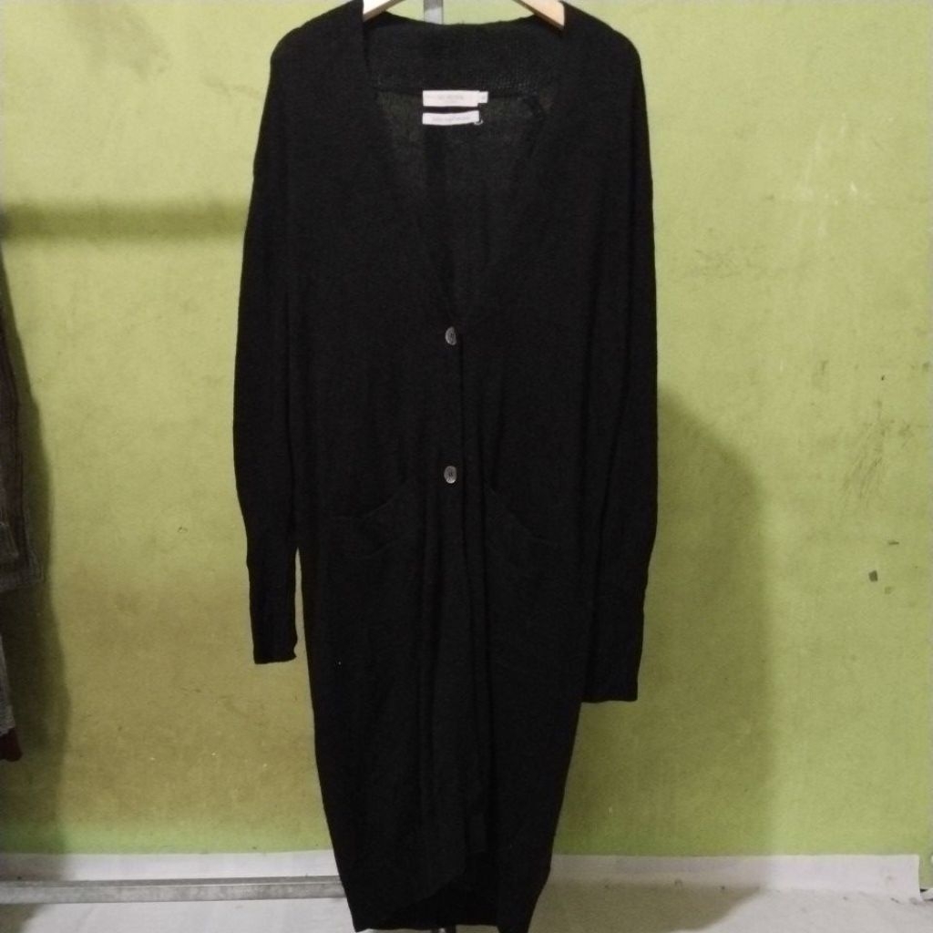 Long Cardi Hitam So Wool