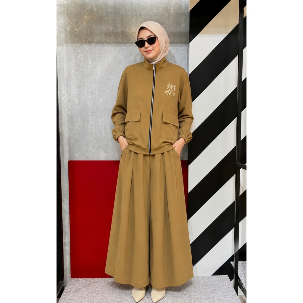 Oneset Sporty Galina by Numiaa Fashion - Set Atasan dan Celana untuk Aktivitas Olahraga Islami