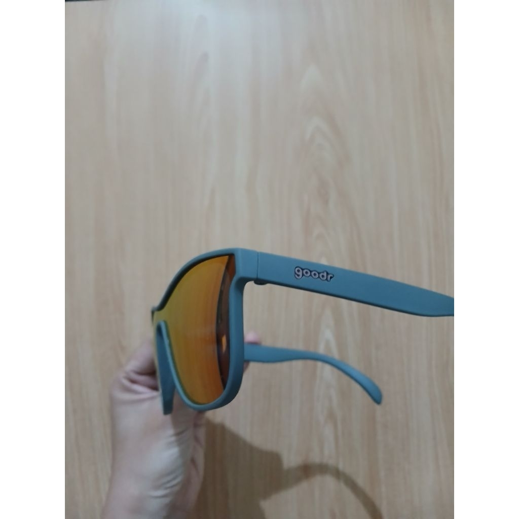 kaca mata goodr VRG running polarized grey#preloved