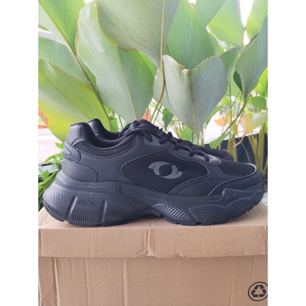 Astec Lenka Running Black