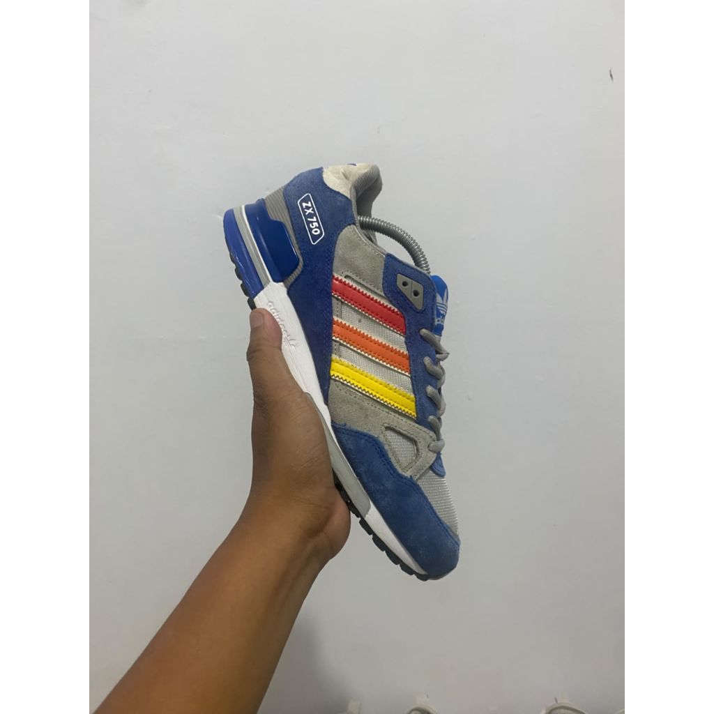 ADIDAS ZX SECOND