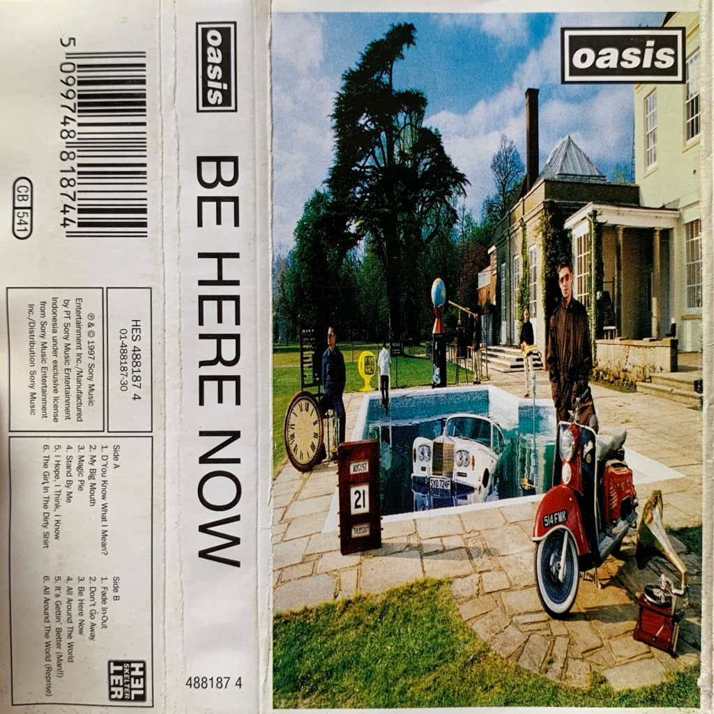 Kaset Pita Oasis - Be Here Now (1997 Sony Music Entertainment Inc.)