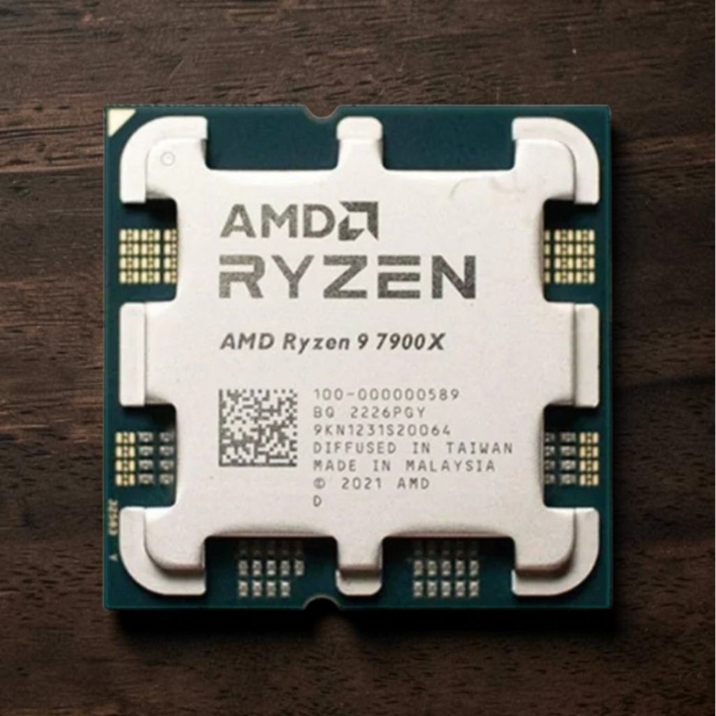 ​AMD Ryzen 9 7900X Tray (Tanpa Box & Fan) - Prosesor AM5 Bekas Mulus Normal