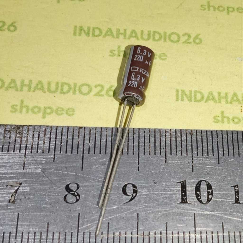 220uf 6v3  6.3v  6,3V  d5X12mm nippon chemicon  elco kapasitor elko capacitor 220uf 6v3  6.3v  6,3V
