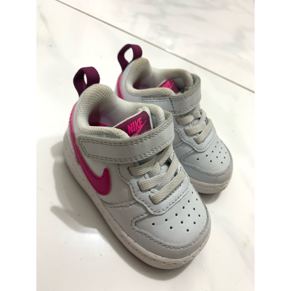 Sepatu nike preloved