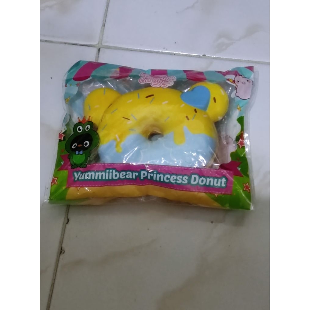 (Squishy Preloved) Yummiibear Princess Donut