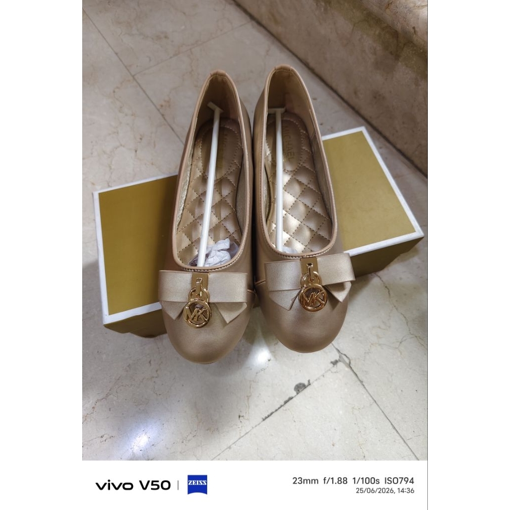 SEPATU FLAT Ballerina MK