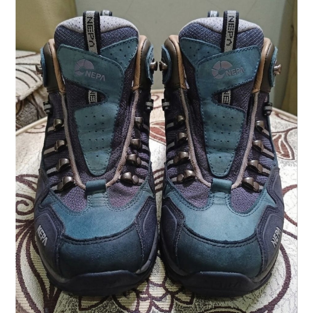 Nepa n T N F Hiking Shoes