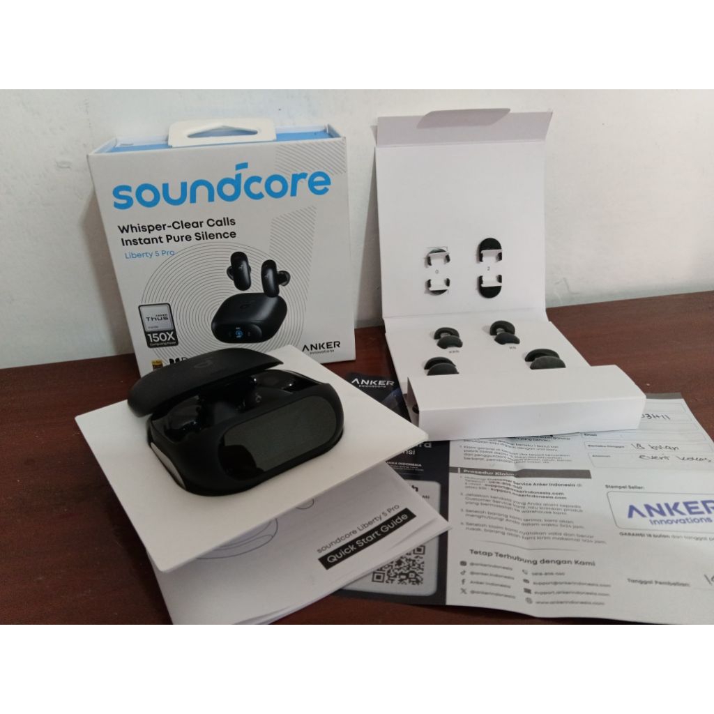 TWS anker soundcore liberty 5 pro