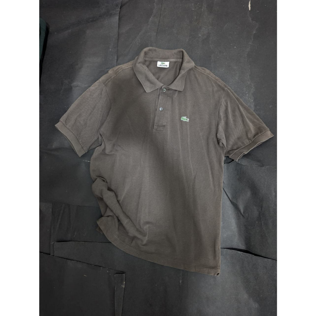Kaos polo / baju kerah / polo shirt by Lacoste Coklat polos size L