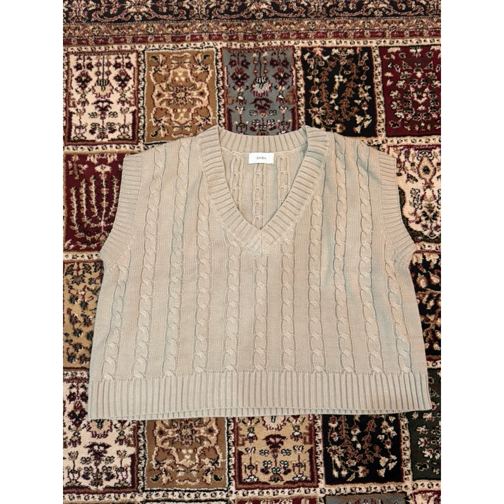 [PRELOVED] Outer Saba Modest