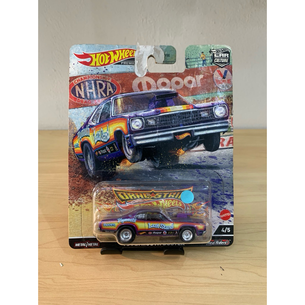hot wheels 73 plymouth duster ungu