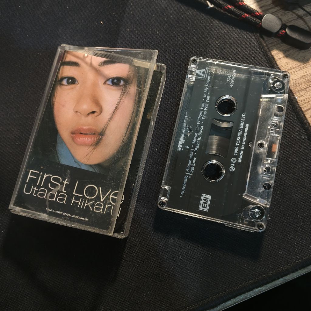 Kaset Pita Musik Original Utada Hikaru - First Love