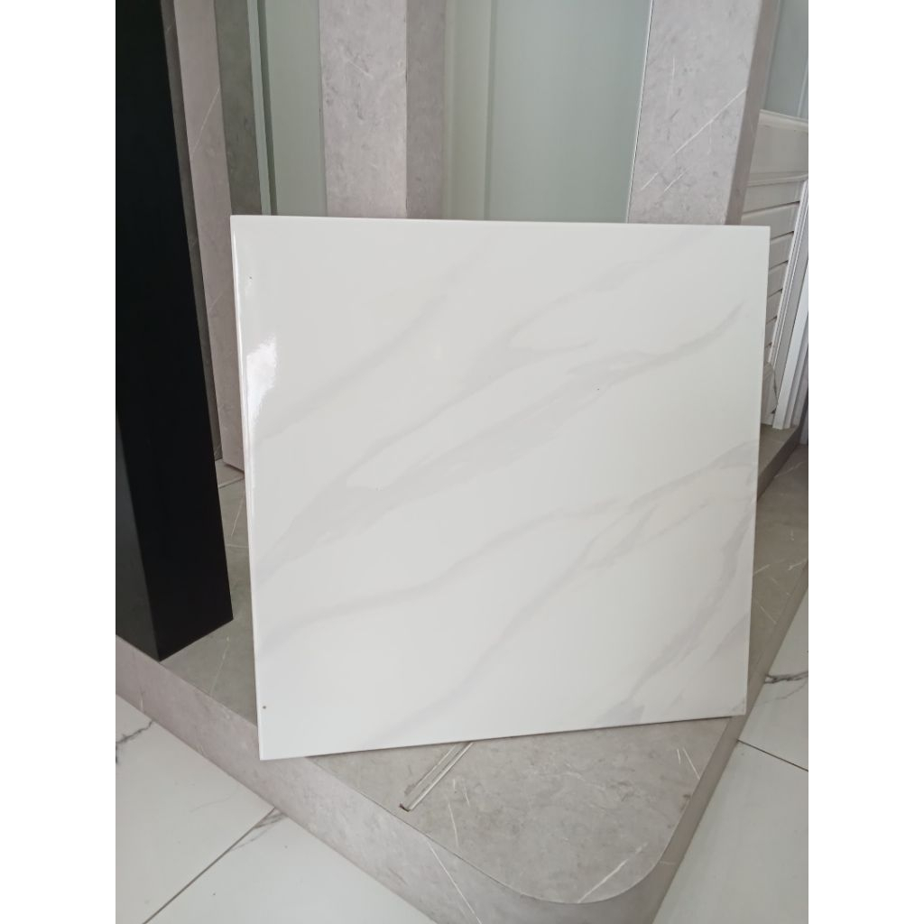 Keramik lantai Glossy Ikad SZ 11165D3 50x50