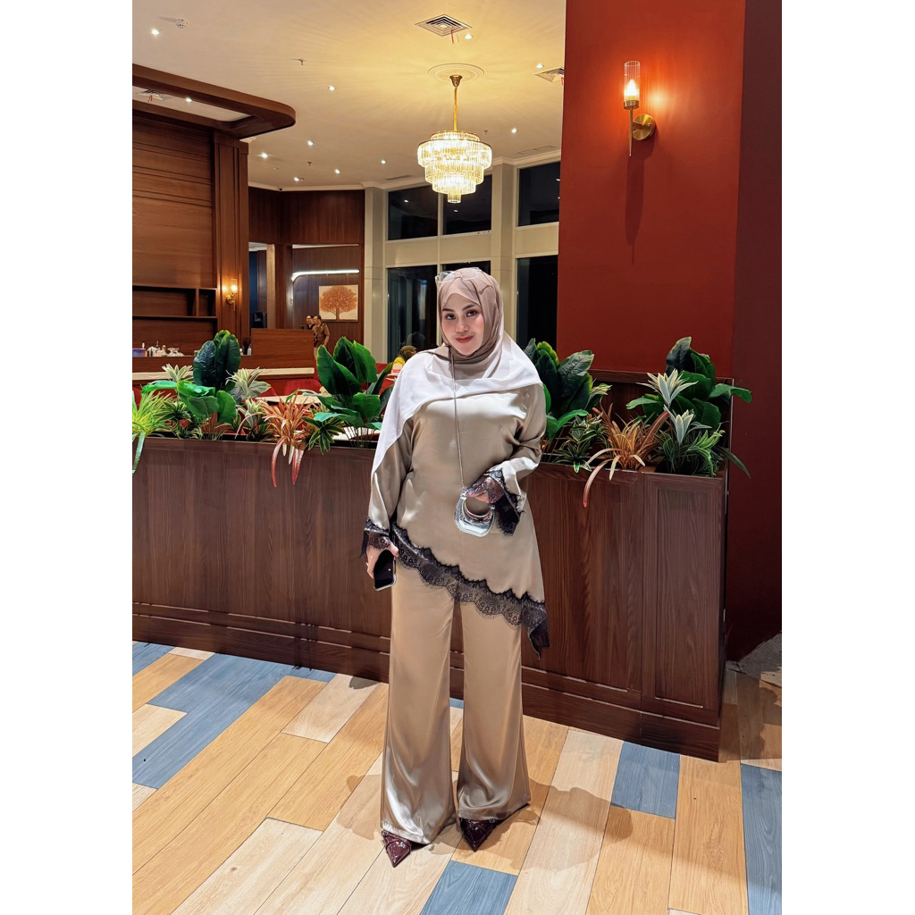 Veronica One Set Lace Silk Semi Tunik Celana Cutbray Luxury Silk