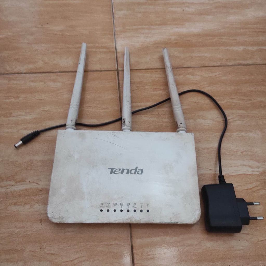 ROUTER TENDA F3