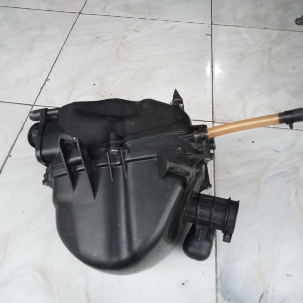 Box filter saringan udara Honda Cbr Cb 150 R ORI bekas copotan motor