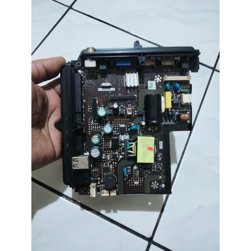 MB Mainboard TV LED Polytron 22 Inch PLD 22D9500 PLD22D9500 BONUS Sensor Remote + Tombol Part Origin