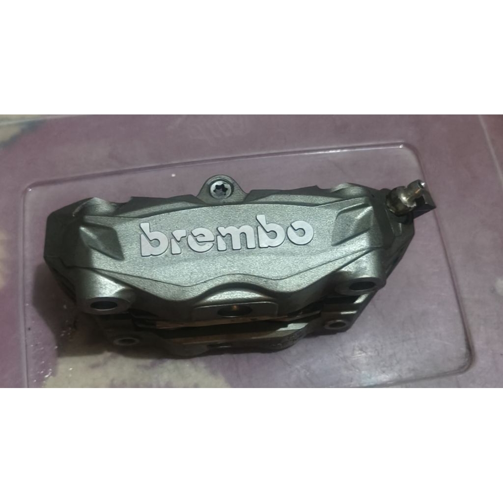 kaliper brembo M32 P4 /100