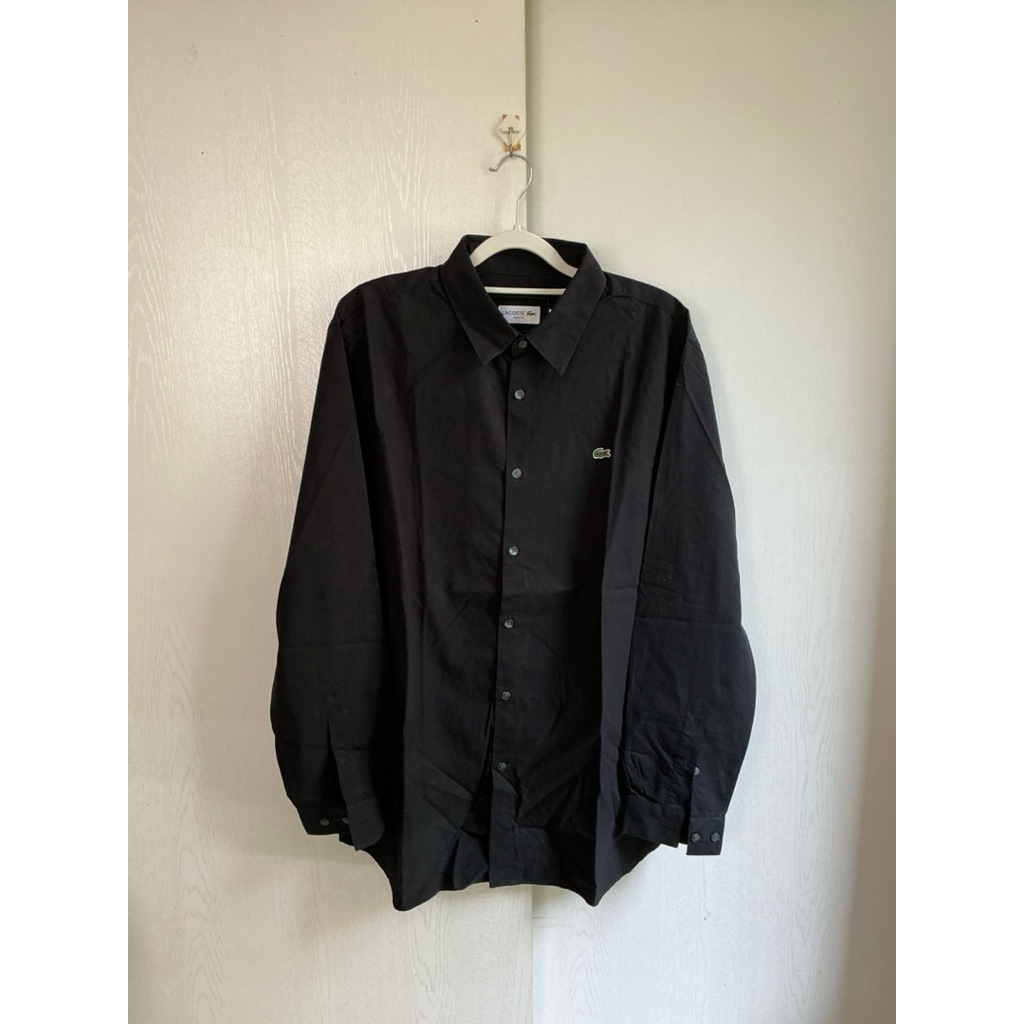 Kemeja Lacoste lengan panjang hitam