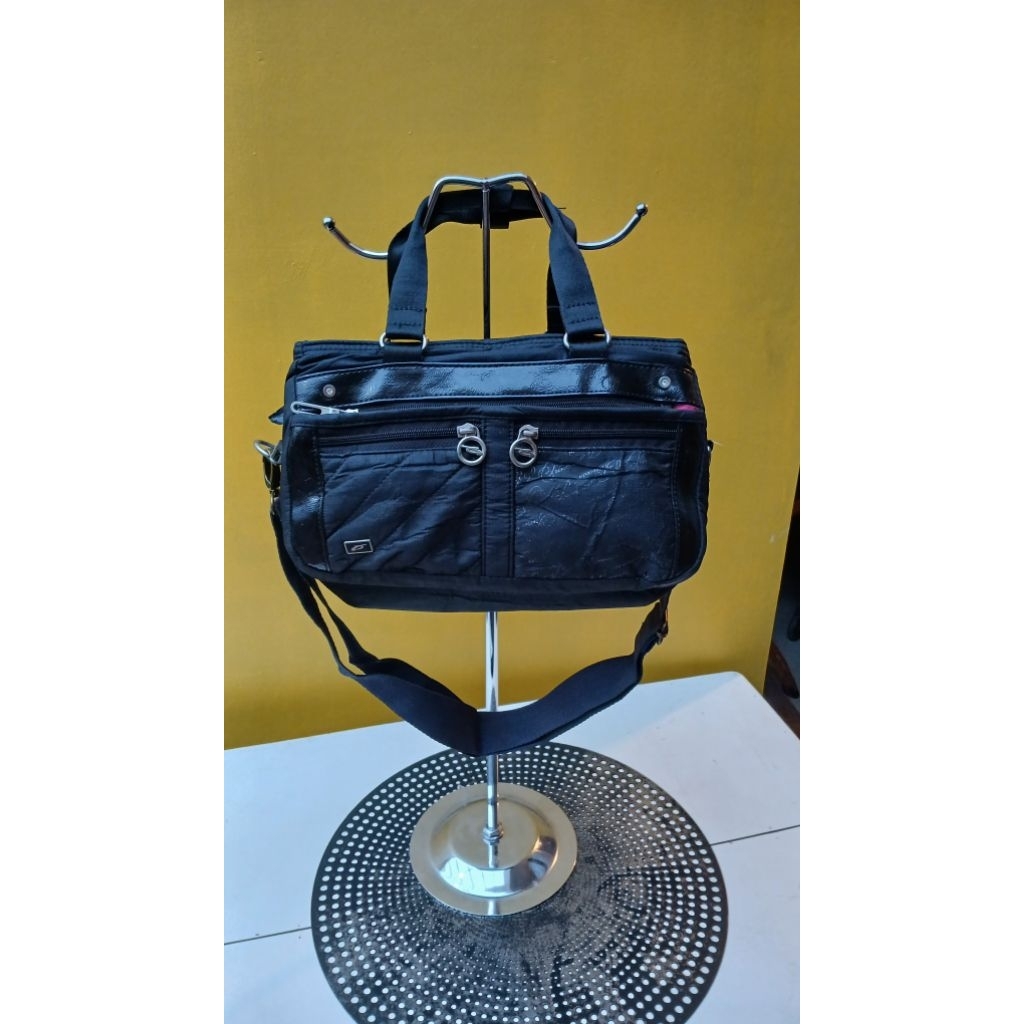 Tas selempang prospecs hitam