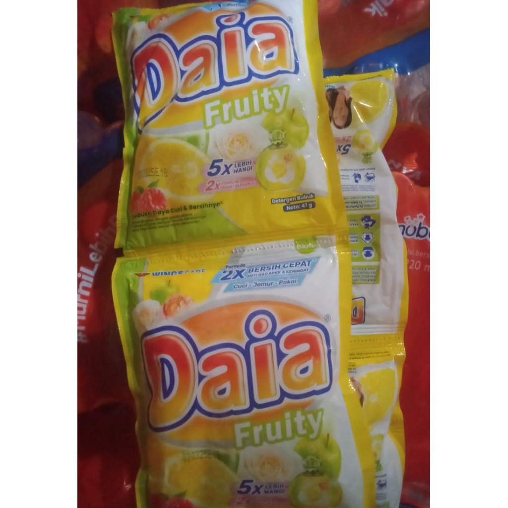 daia deterjen satu renceng 6 pcs