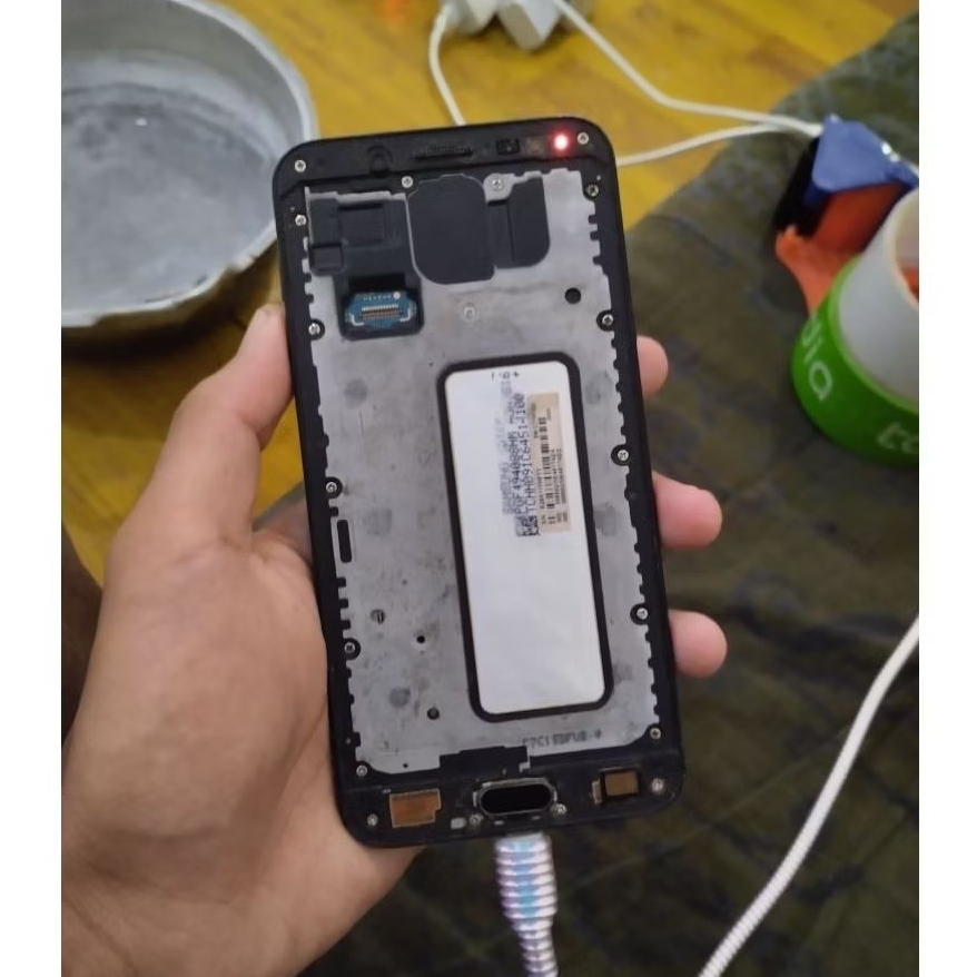 Samsung j7plus minus