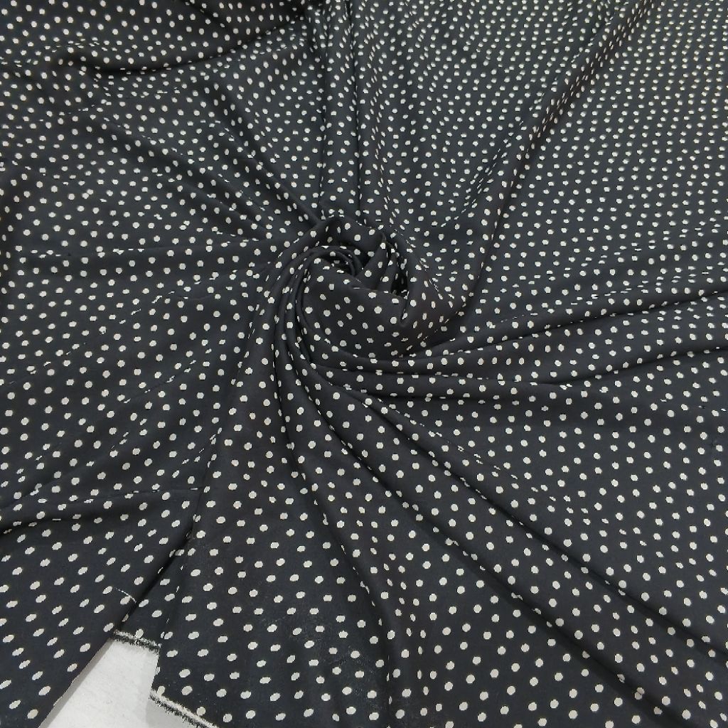 kain satin silk motif polkadot - harga/0,5meter - kain satin silk motif - bahan satin silk motif dot