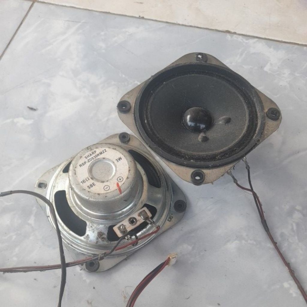 speaker tv sharp bekas masih bagus