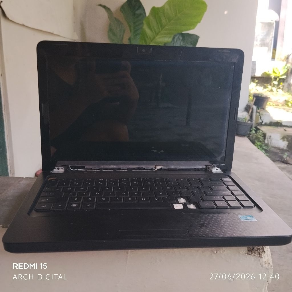 Laptop HP Compaq Presario CQ42 Ram 2GB Second Normal Cek deskripsi