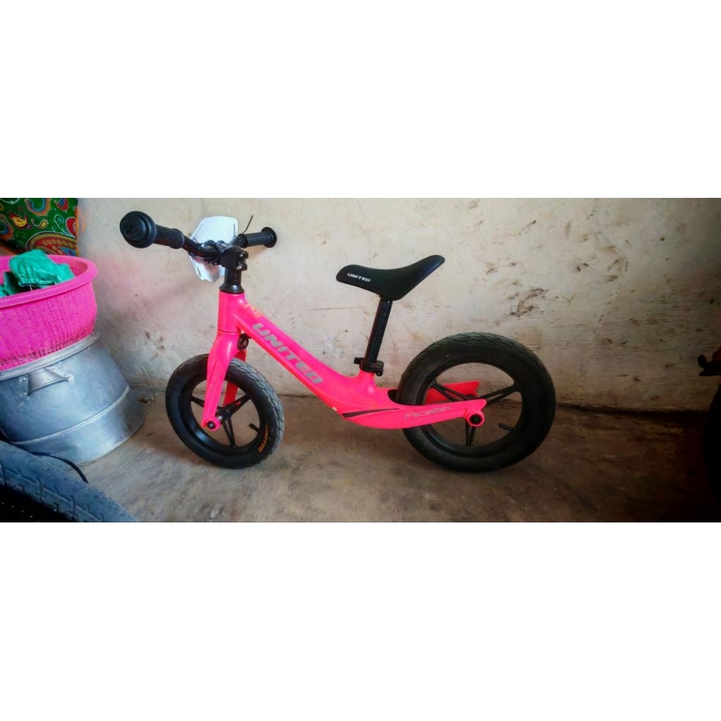 united picabo anak pink
