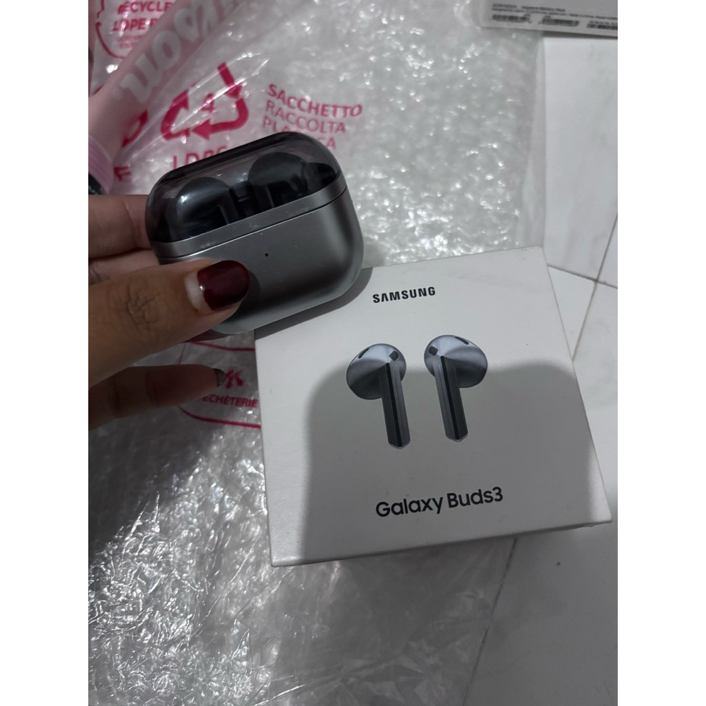 PRELOVED GALAXY BUDS3 SAMSUNG