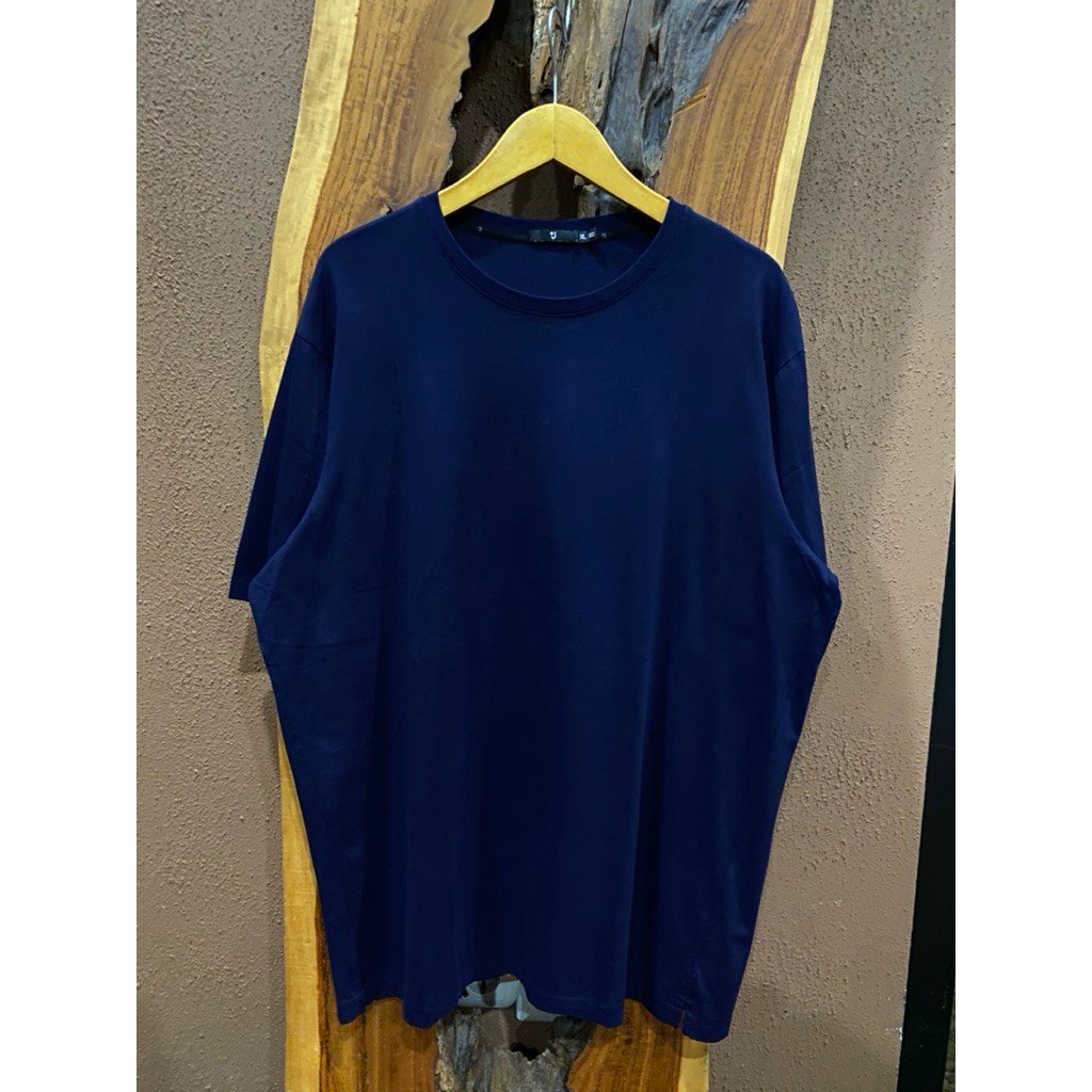 KAOS UNIQLO +J