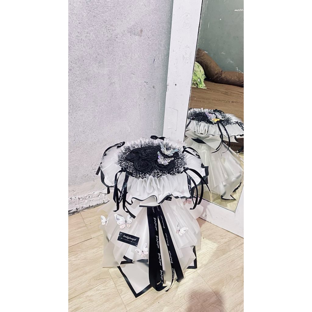 buket hitam putih