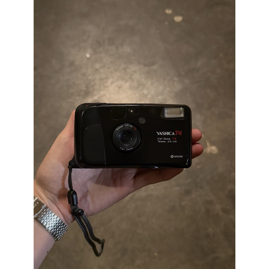 YASHICA T4 lens Carl Zeiss Sonnar 3.5/3.5 not contax